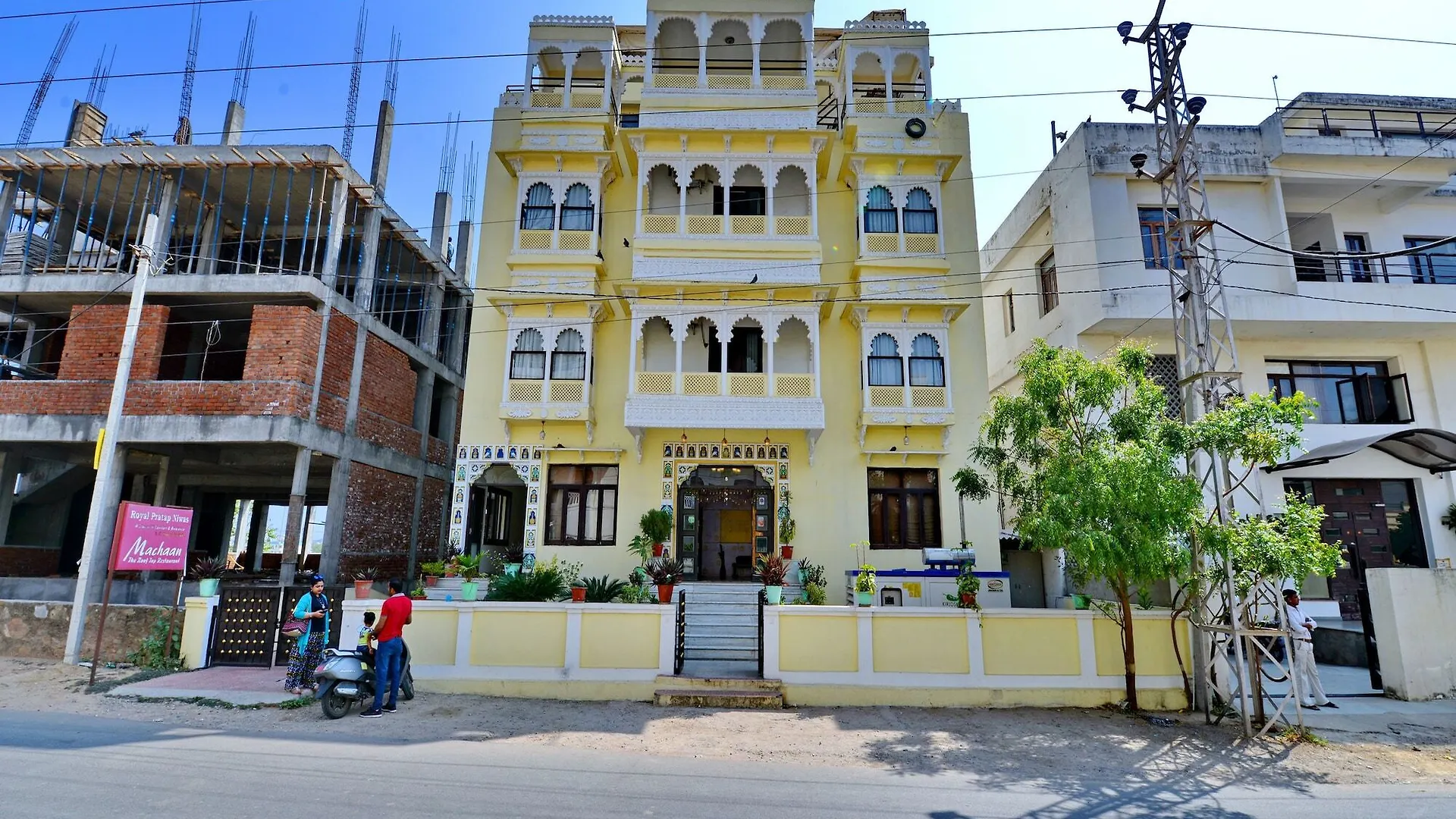 Oyo 1484 Hotel Royal Pratap Niwas location